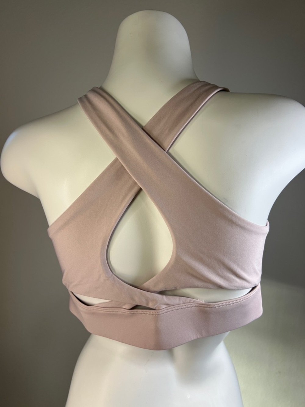 Fabletics Light Mauve High-Neck Sports Bra with Logo Band L/XL - Picture 3 of 8